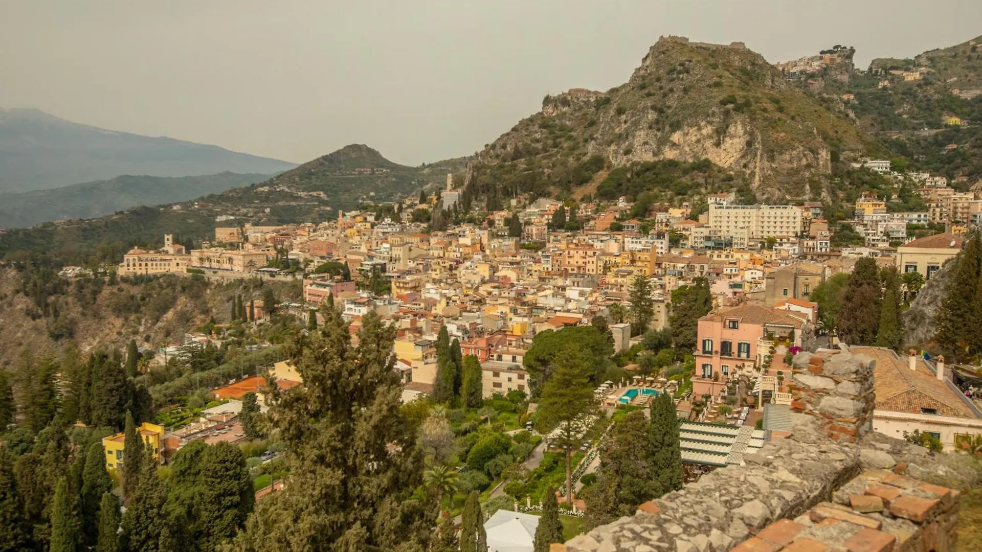 Apartamento City Center, Completely Renovated, Historical Taormina